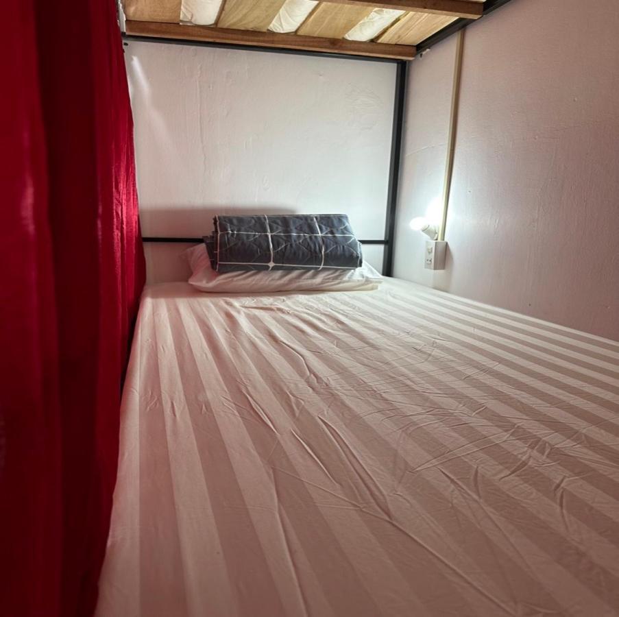 Aurora Backpackers Hostel Luang Prabang Exterior foto